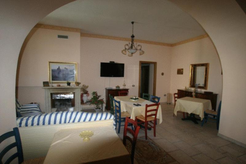 Tavernola - Locanda Di Campagna Баттипалья Экстерьер фото